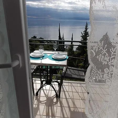 Apartament Ellalinda